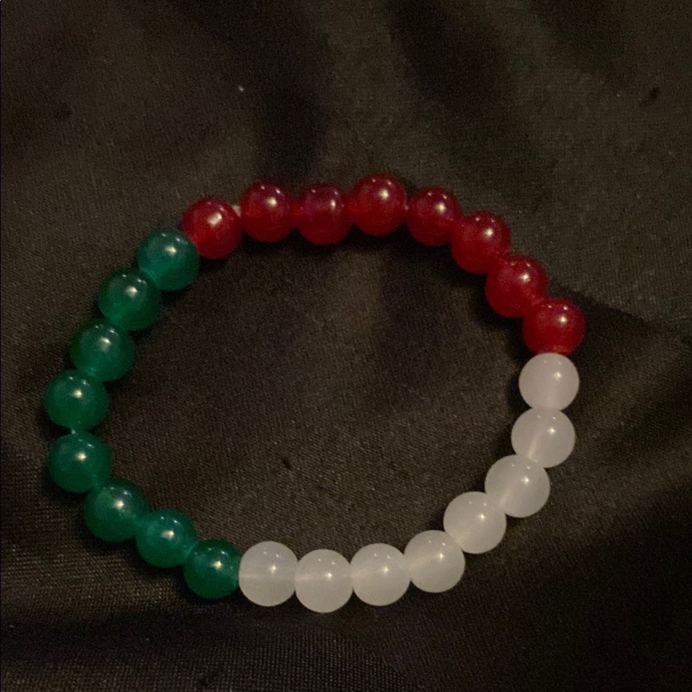 Red, Green, and White Beaded Bracelet